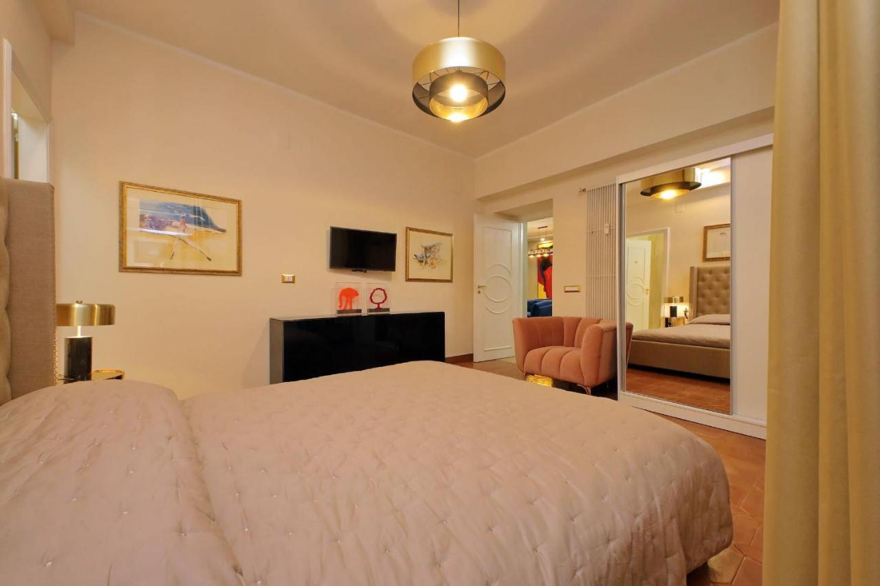 Luxury Di San Giacomo Apartment Roma Exterior foto